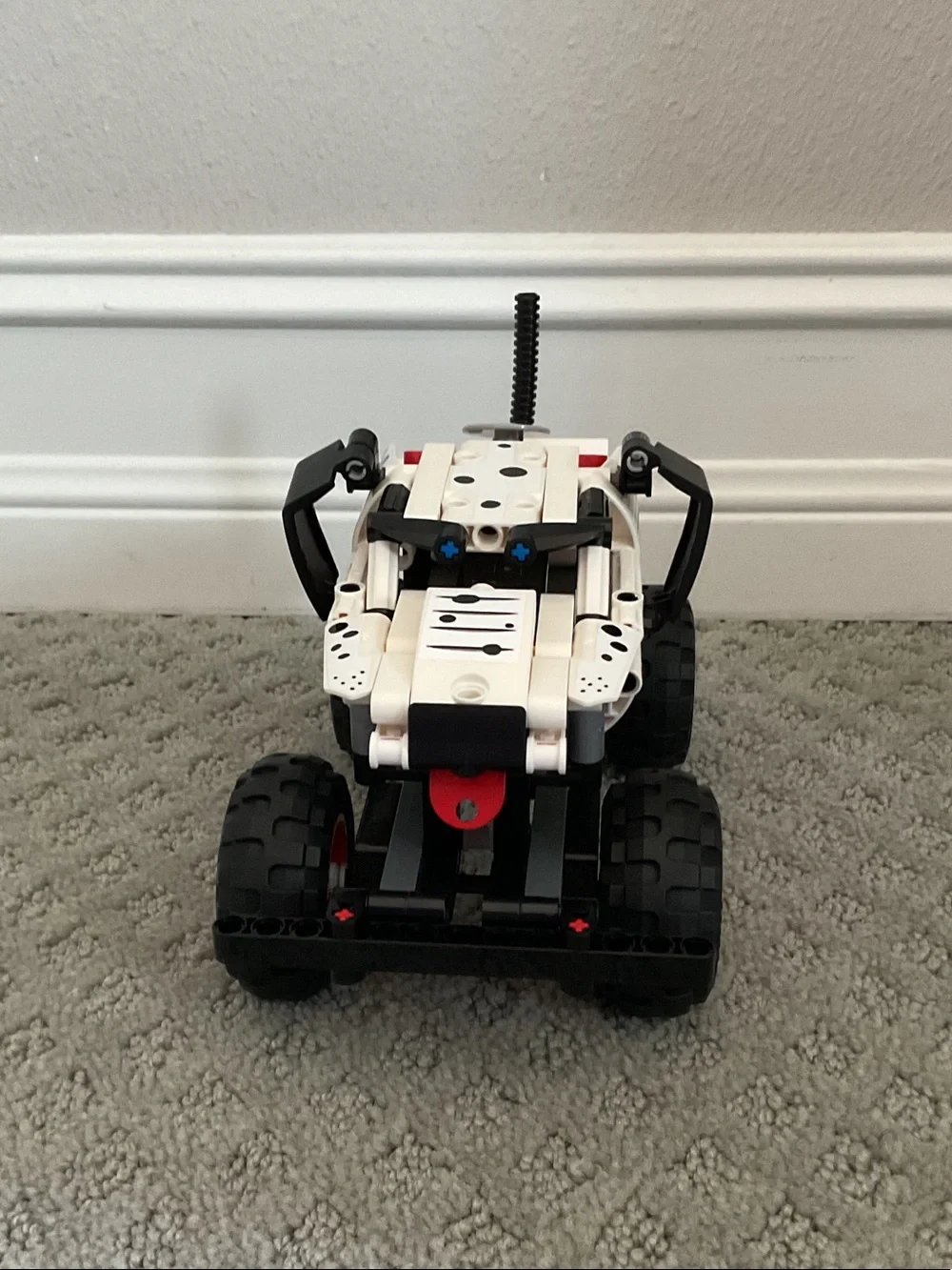 Lego White and Black Off-Road Buggy with Red Accents